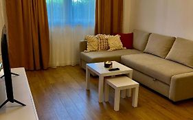 Alexander Cozy Apartment Free Private Parking